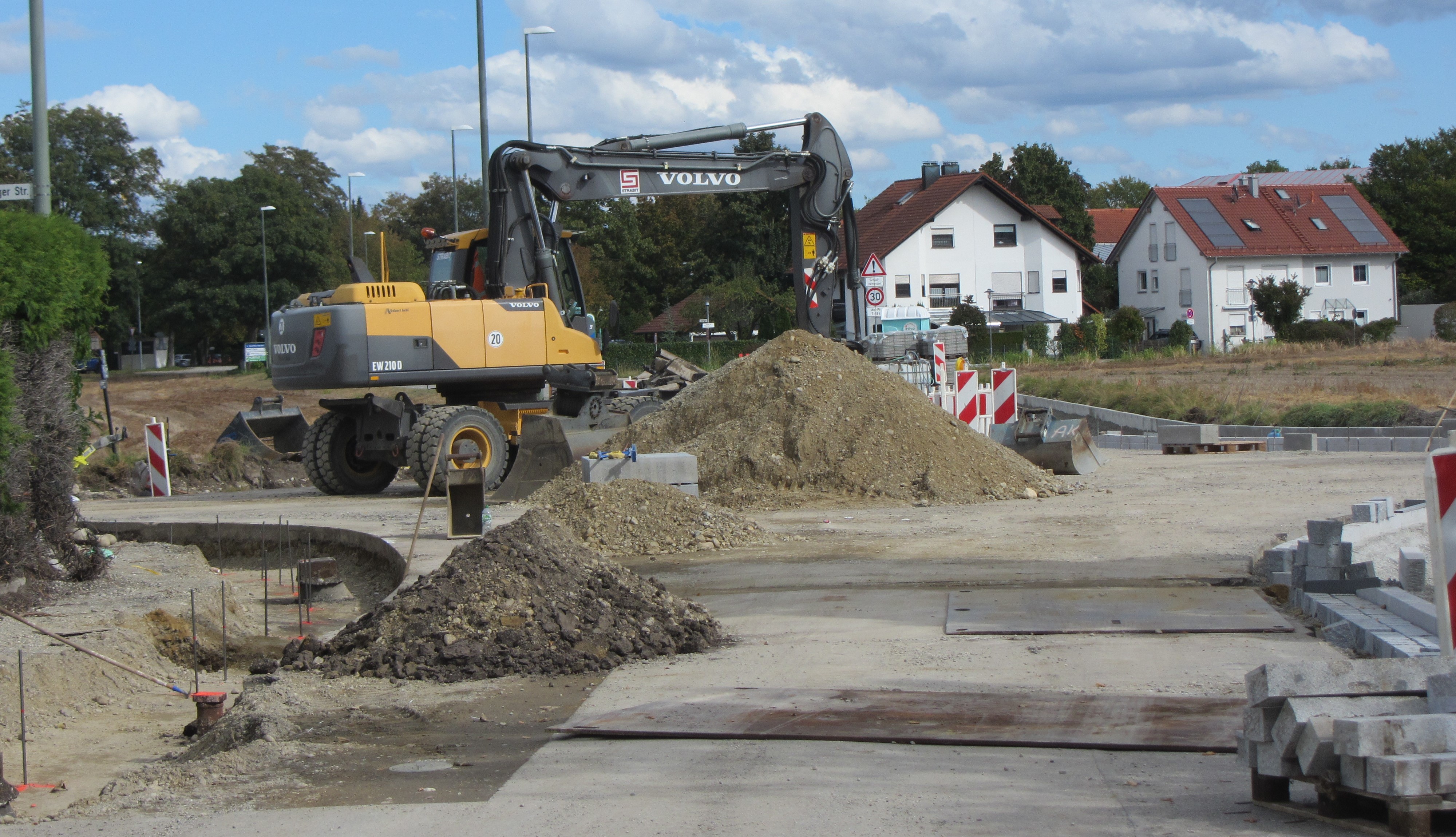 Baustelle an der Kreuzung Siglfinger Straße und Rennweg
