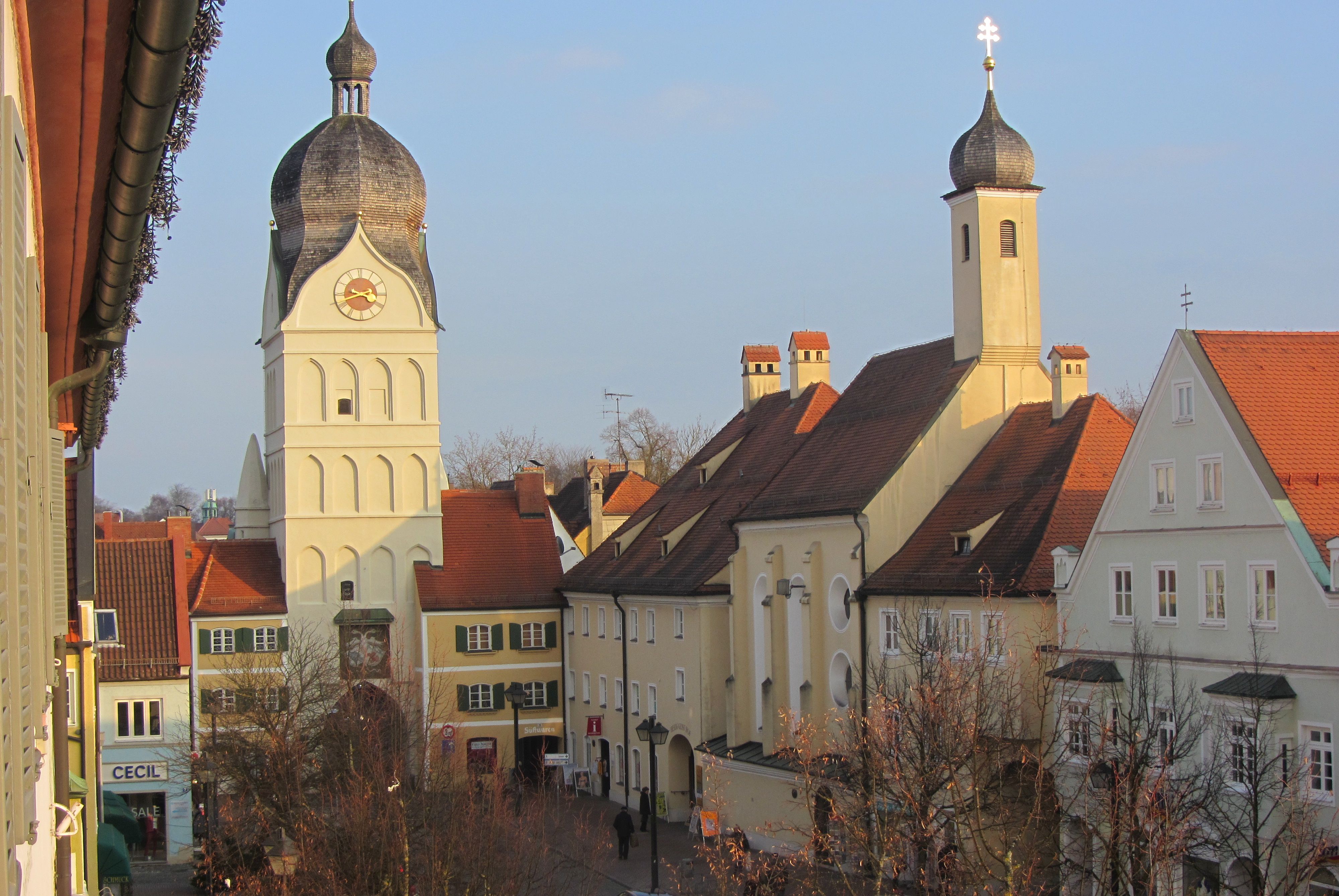Blick in die Landshuter Straße bis zum Schönen Turm